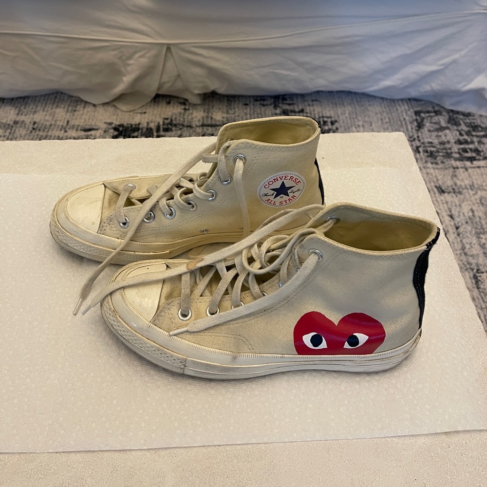 Converse size 8 Heart High Sneaker Women Comme des Garçons PLAY